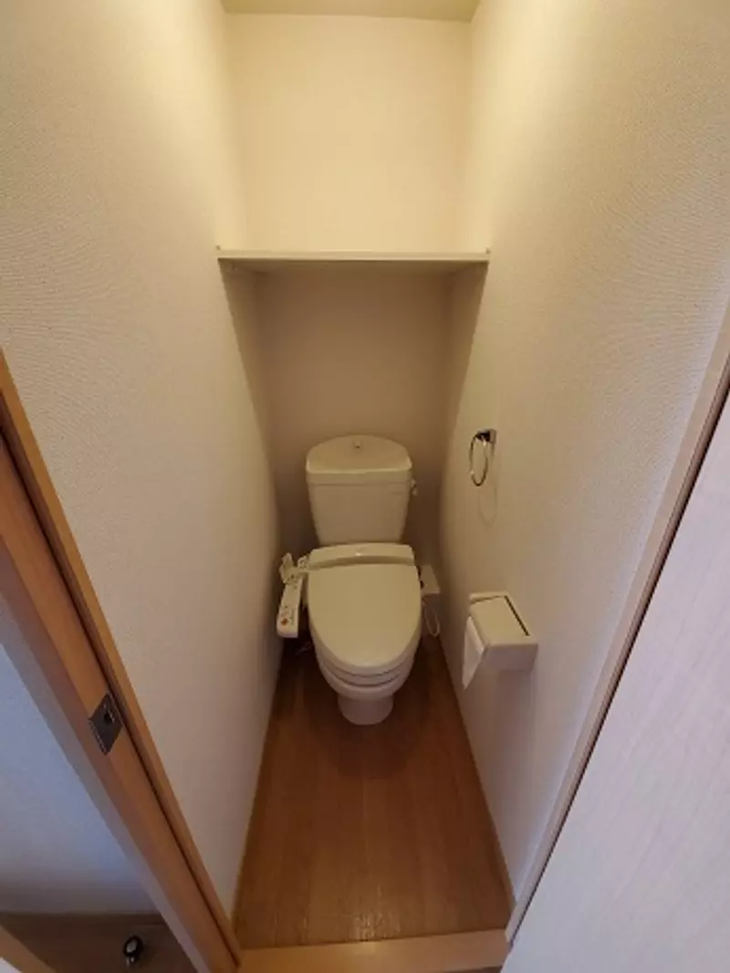 toilet