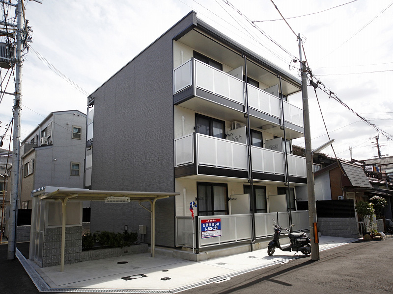 Exterior Image