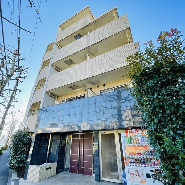 Exterior Image