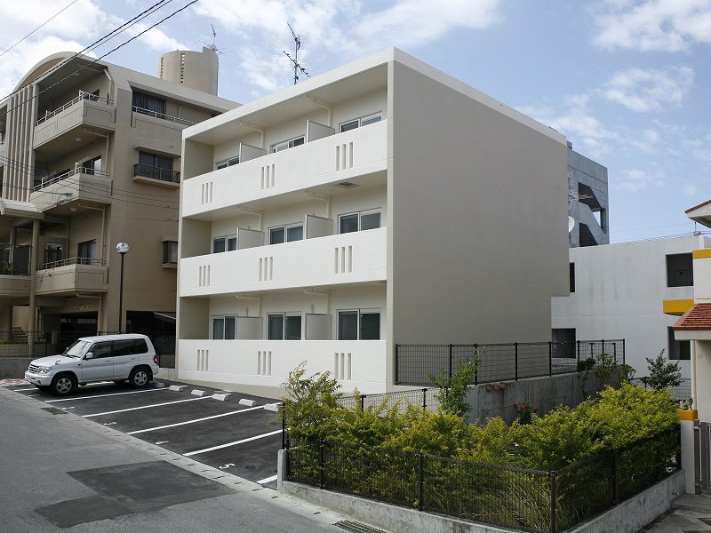 Exterior Image