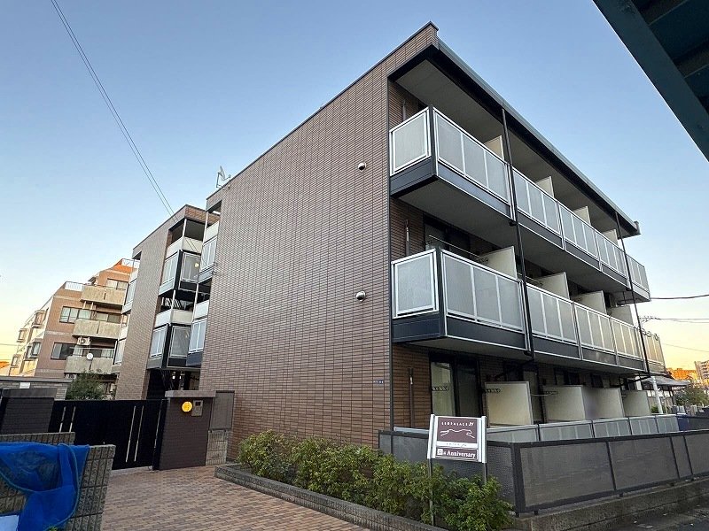 Exterior Image