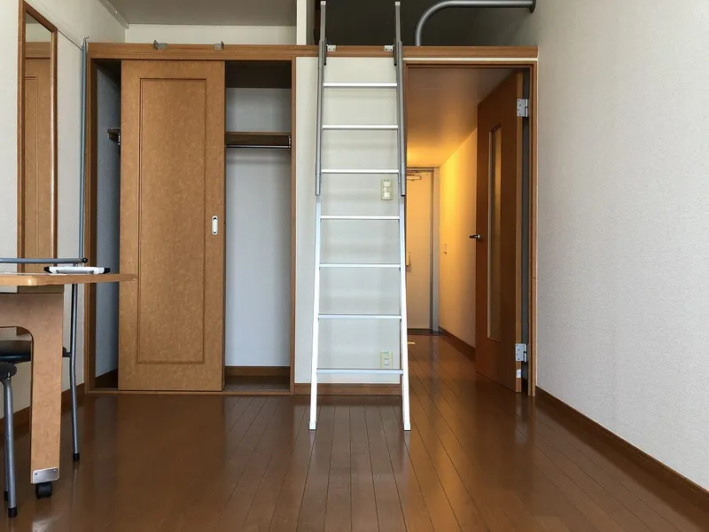 居間