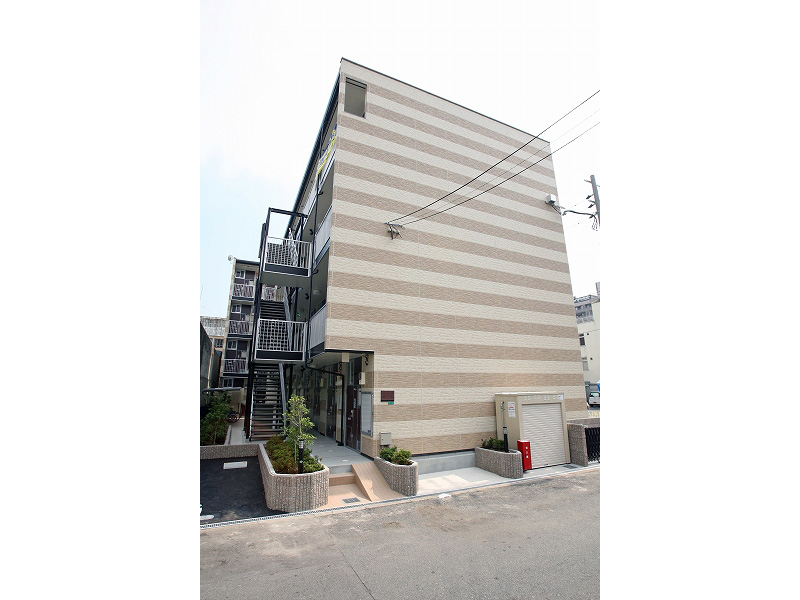 Exterior Image