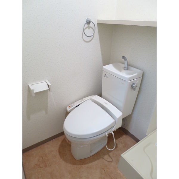 toilet