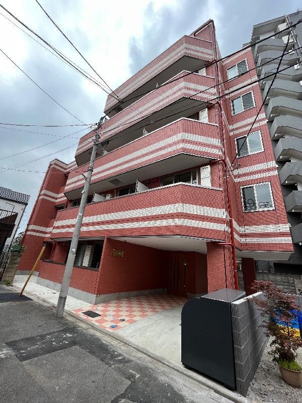 Exterior Image