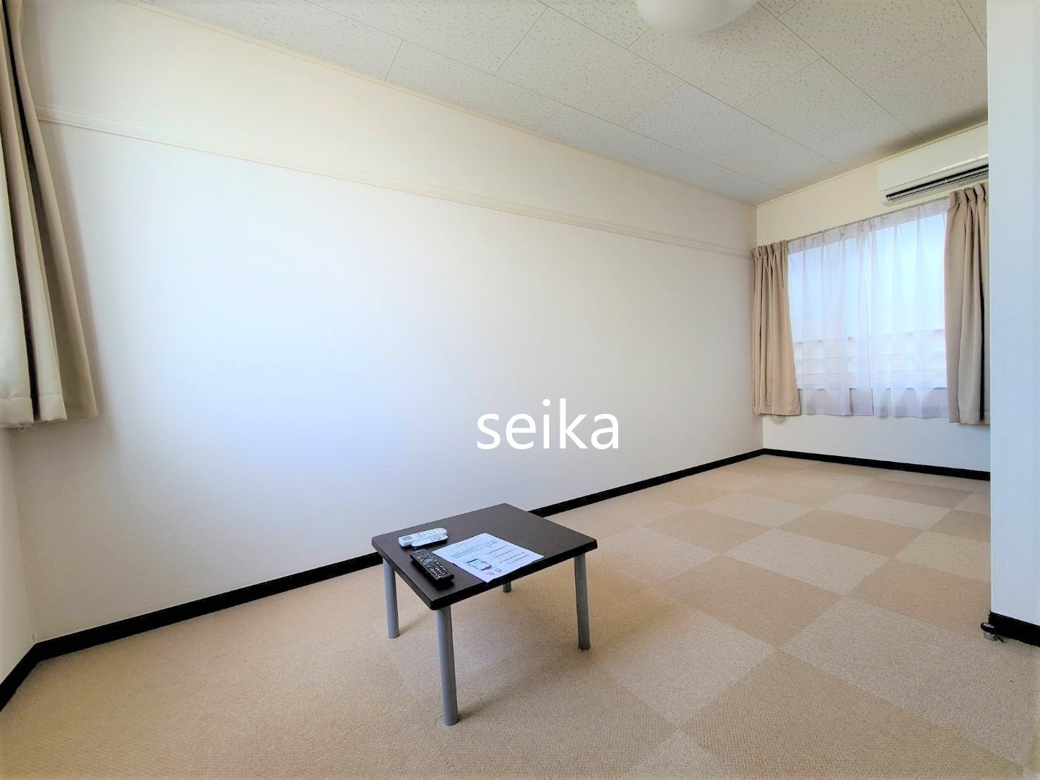 居間