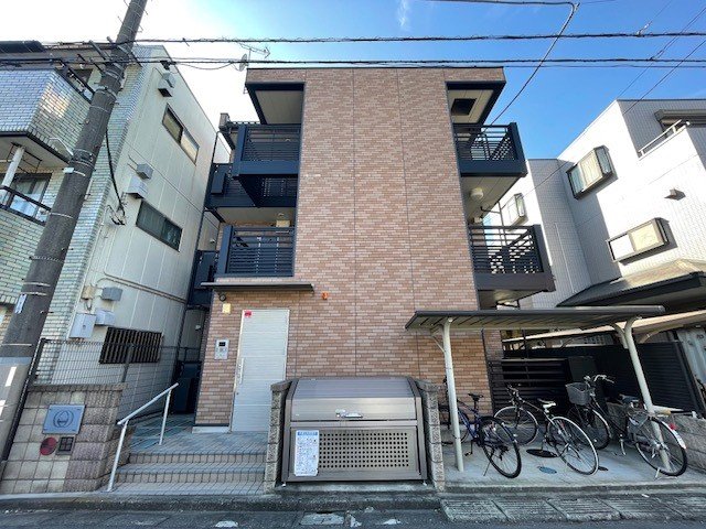 Exterior Image