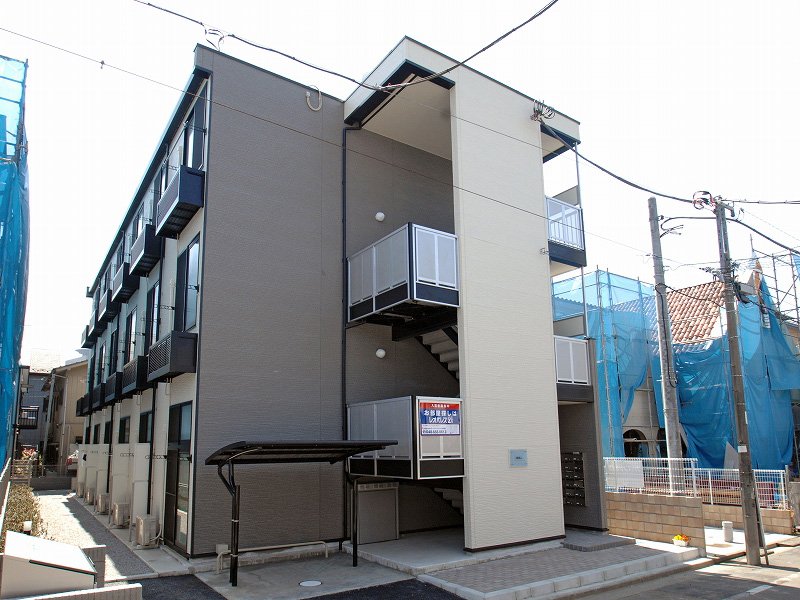 Exterior Image