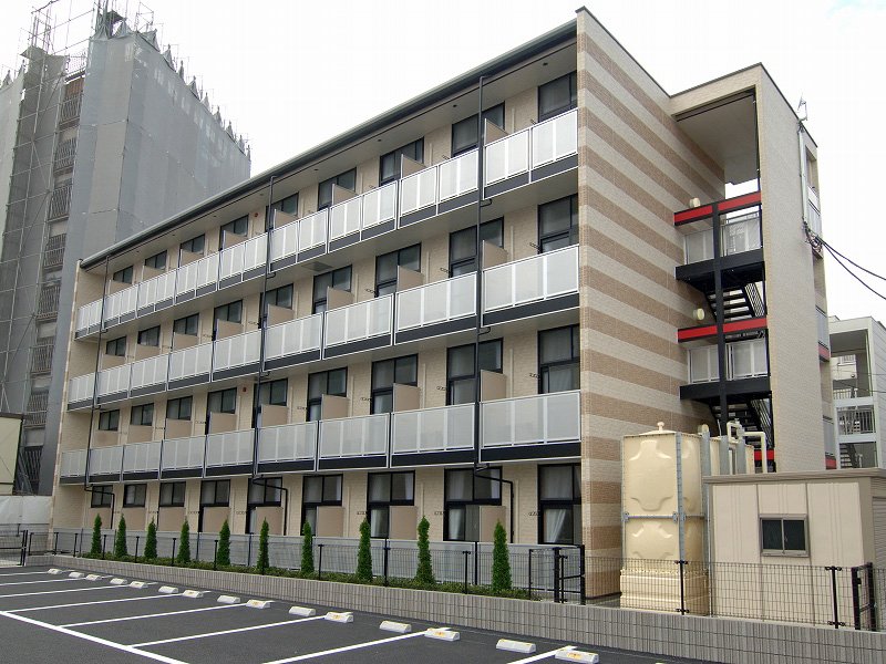 Exterior Image