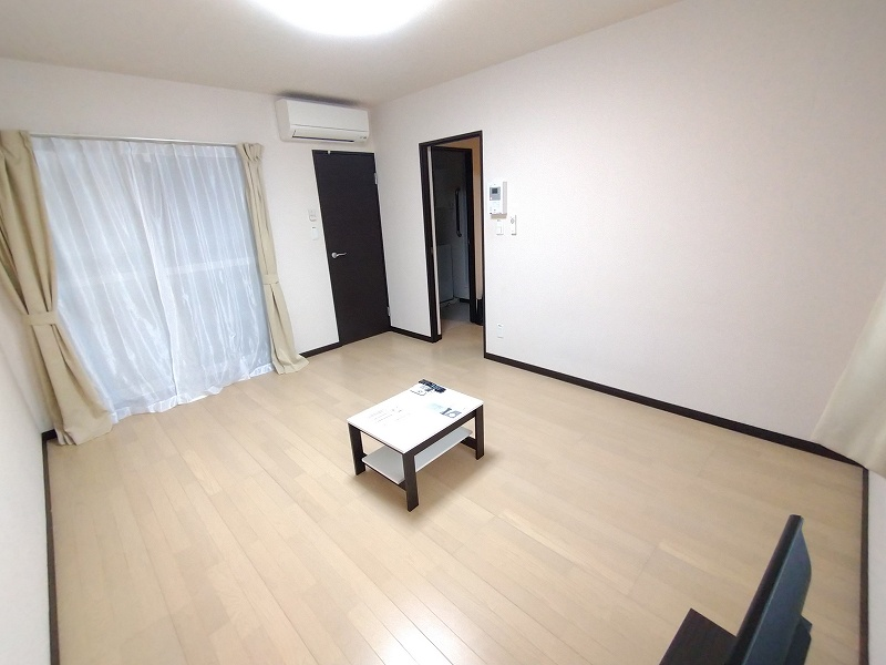 居間